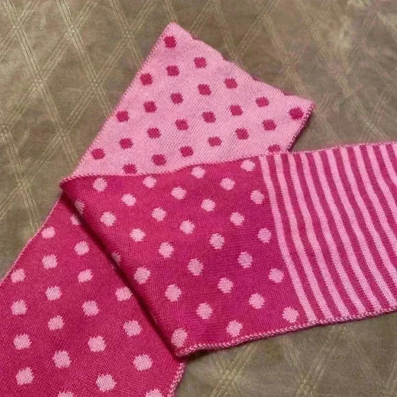 Lands End Kids NWOT Pink Polka Dot & Striped Knit Scarf. - Picture 6 of 6